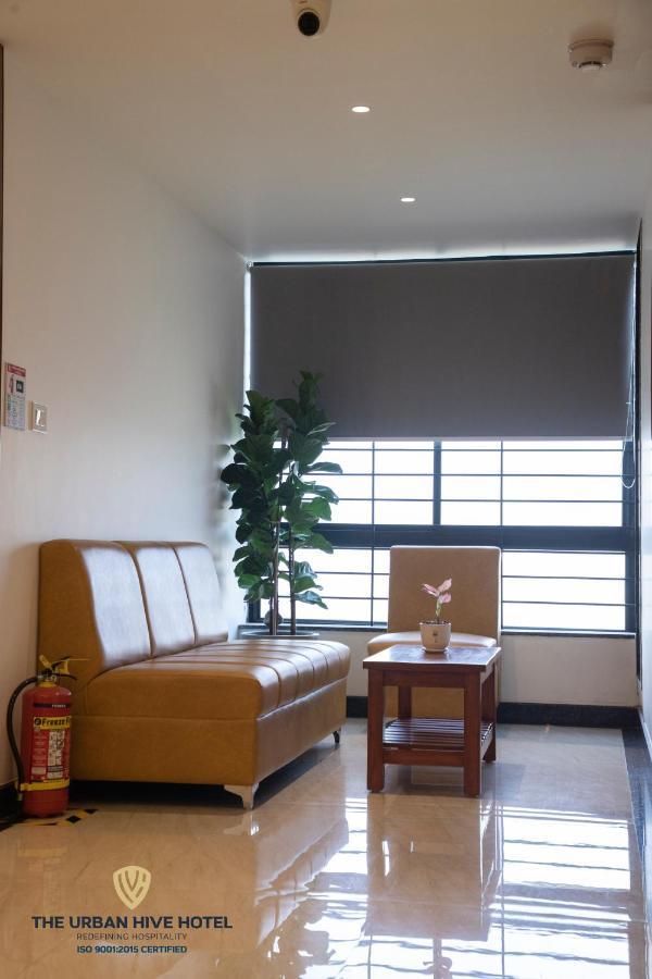 The Urban Hive Hotel Belgaum Ngoại thất bức ảnh